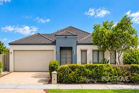 44 Seaspray Cres, Jindalee, WA 6036