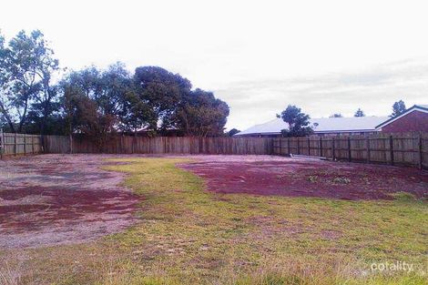 18 Collingwood Cl, Middle Ridge, QLD 4350
