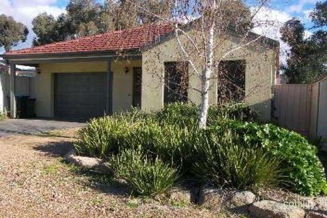 Property photo of 10 Devon Close Strathdale VIC 3550