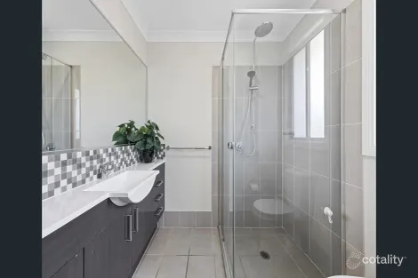 Property photo of 10 Guild Avenue Leppington NSW 2179