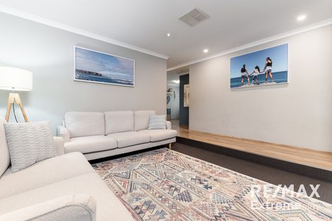Property photo of 14 Bauer Circle Banksia Grove WA 6031