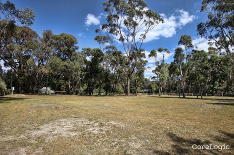 Property photo of 32 Goldies Lane Woodend VIC 3442