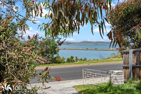 Property photo of 32 Lake Vue Parade Midway Point TAS 7171