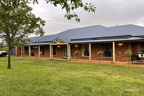 Property photo of 48 Buesnel Lane Millthorpe NSW 2798