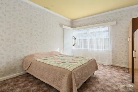 Property photo of 22 Dimora Avenue Camperdown VIC 3260