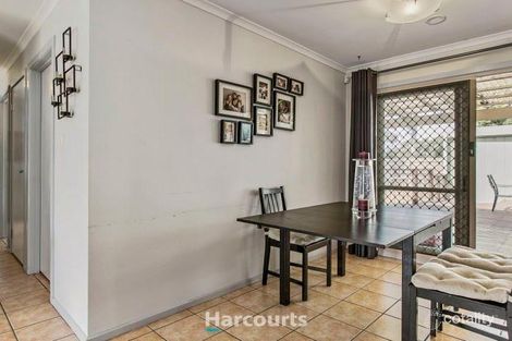 Property photo of 16 Broome Crescent Cranbourne North VIC 3977