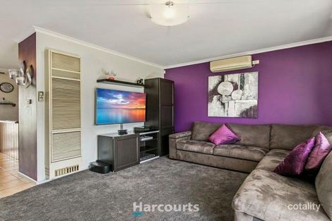 Property photo of 16 Broome Crescent Cranbourne North VIC 3977