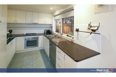Property photo of 12 Briar Rose Walk Croydon South VIC 3136