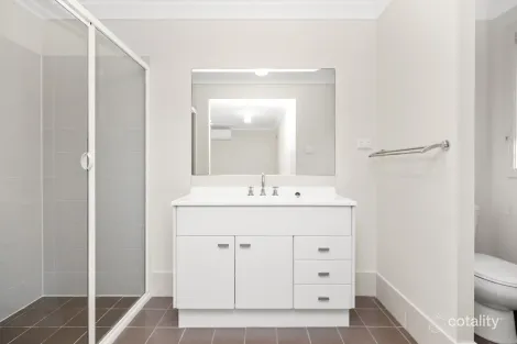 Property photo of 4 Tooroong Road Fern Bay NSW 2295