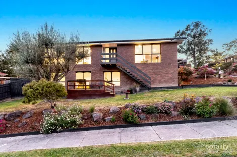 Property photo of 1 Nokuna Court Greensborough VIC 3088
