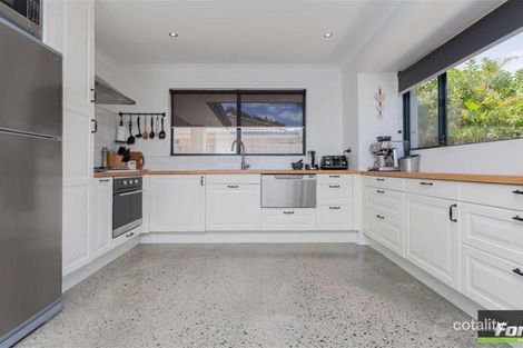 Property photo of 4 Sullivan Road Duncraig WA 6023