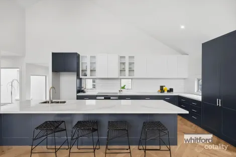 Property photo of 180 Autumn Street Geelong West VIC 3218