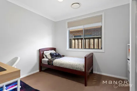 Property photo of 7 Arrowroot Street The Ponds NSW 2769