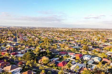 Property photo of 22 Avondale Avenue St Albans VIC 3021