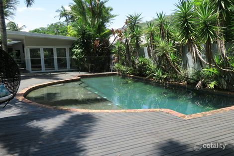 24 Bolton St, Whitfield, QLD 4870