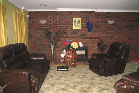 Property photo of 11 Kareda Drive Campbelltown SA 5074