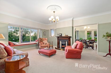 Property photo of 1 Oak Tree Close Mooroolbark VIC 3138