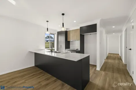 Property photo of 8 Twilight Street Glenvale QLD 4350