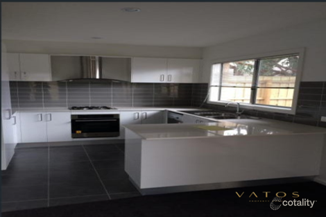 Property photo of 37 Cabernet Drive Somerville VIC 3912