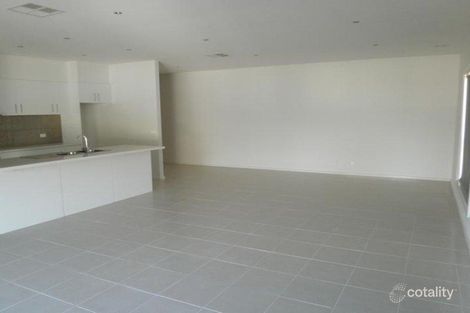 Property photo of 2 Kirri Close Kangaroo Flat VIC 3555