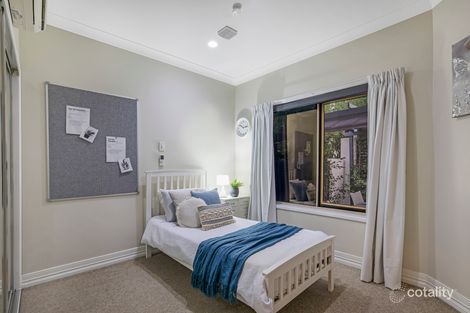 4 Ben Ean St, Holland Park, QLD 4121