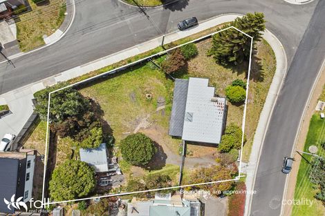 Property photo of 32 Lake Vue Parade Midway Point TAS 7171