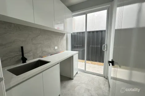 Property photo of 8 Countess Circuit Wollert VIC 3750