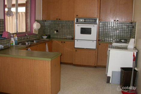 Property photo of 7 Benedikt Court Scoresby VIC 3179