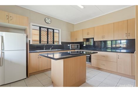 Property photo of 28 Heath Street Wandal QLD 4700