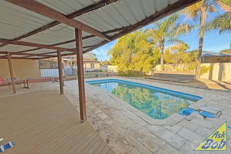 Property photo of 28 Nugent Street Wongan Hills WA 6603