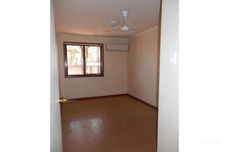 Property photo of 11 Hill Place Millars Well WA 6714