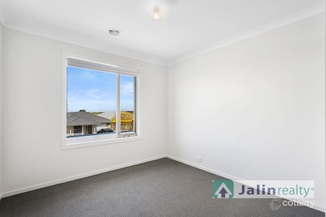 Property photo of 36 Merula Drive Mambourin VIC 3024