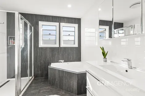 Property photo of 45 Yalwal Road West Nowra NSW 2541