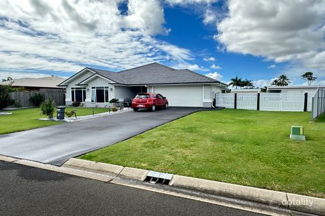 Property photo of 4 Cockatiel Court Dundowran Beach QLD 4655