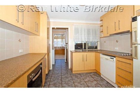 Property photo of 28 Larbonya Crescent Capalaba QLD 4157