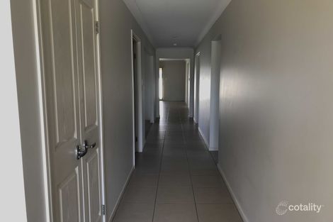 Property photo of 1 Clearview Court Eagleby QLD 4207