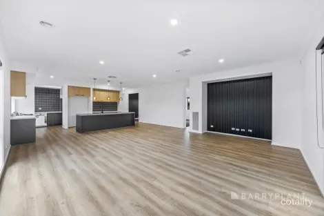 Property photo of 21 Lakeland Drive Lucas VIC 3350