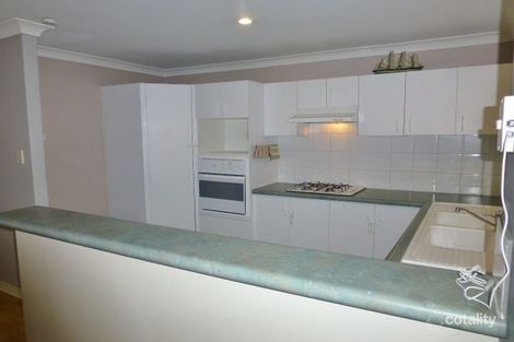 Property photo of 2/200 Burslem Drive Maddington WA 6109
