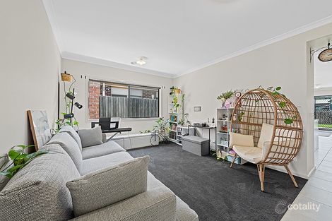 Property photo of 130 Fiorelli Boulevard Cranbourne East VIC 3977