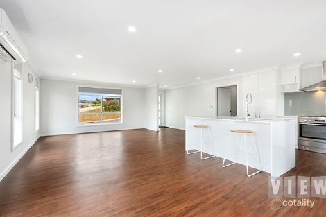 Property photo of 20 Rowena Court Devonport TAS 7310