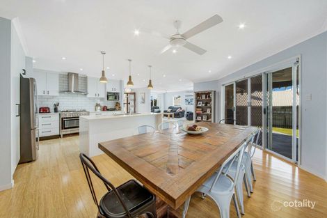 Property photo of 9 Geoffrey Thomas Drive Tannum Sands QLD 4680
