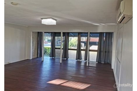 Property photo of 5 Benaud Street Macgregor QLD 4109