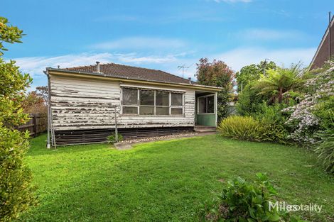 16 Dobson Ave, Rosanna, VIC 3084