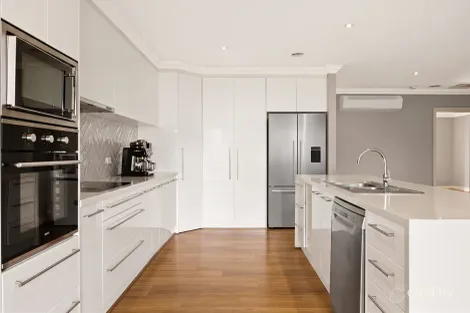 Property photo of 39 Shaw Drive Romsey VIC 3434