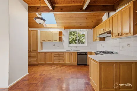 Property photo of 14 Wattle Grove McKinnon VIC 3204