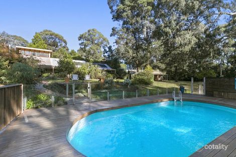 56 Lewis Rd, Hoddles Creek, VIC 3139
