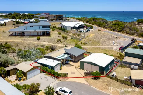 Property photo of 8 Seacrest Way Drummond Cove WA 6532