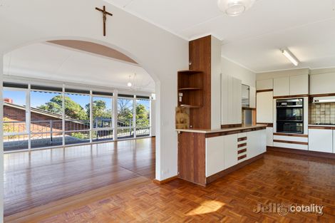 Property photo of 126 Napoleon Street Eltham VIC 3095