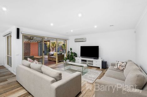Property photo of 8 Jarrahwood Place Waurn Ponds VIC 3216