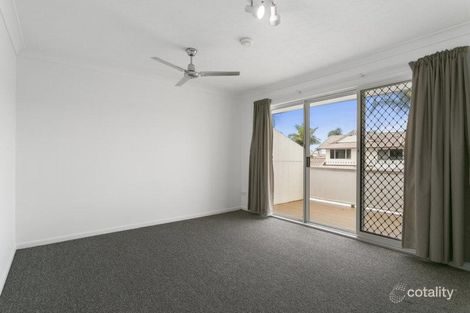 Property photo of 8/2 St Kevins Avenue Benowa QLD 4217